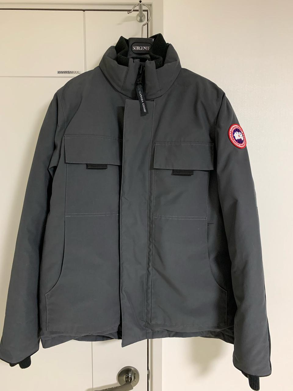 캐나다구스 패딩 백화점판