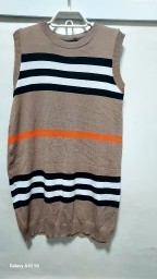 버버리 여성용  니트 판매합니다