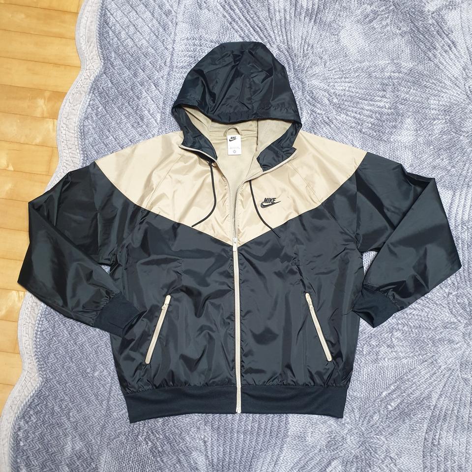 나이키 롯데백화점 매장 정품 윈드러너 바람막이 자켓 105 XL
