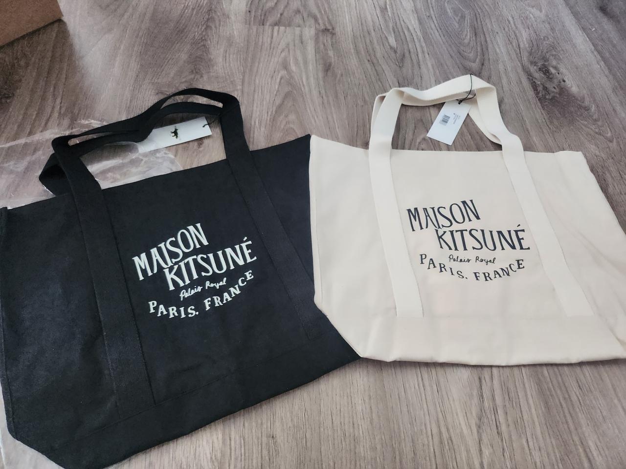 메종키츠네 팔레로얄 에코백 택있음