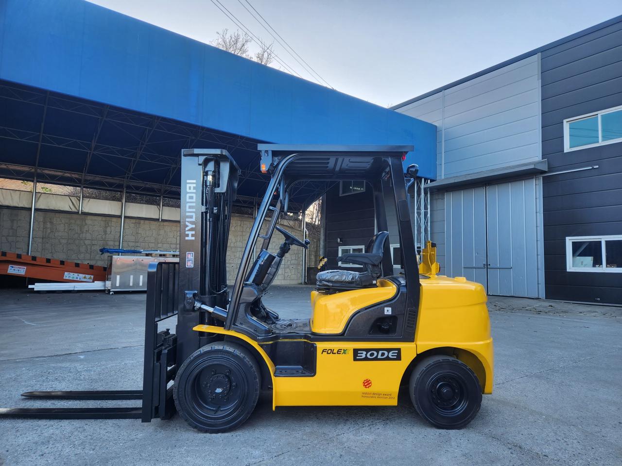 중고지게차 현대 3톤(2.98톤) 자동발 디젤지게차 1790만원