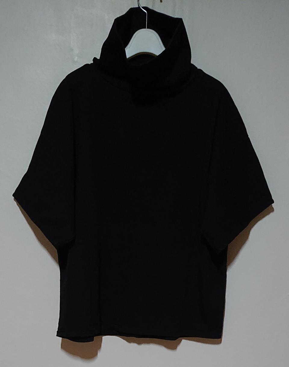 자라 하이넥 반팔