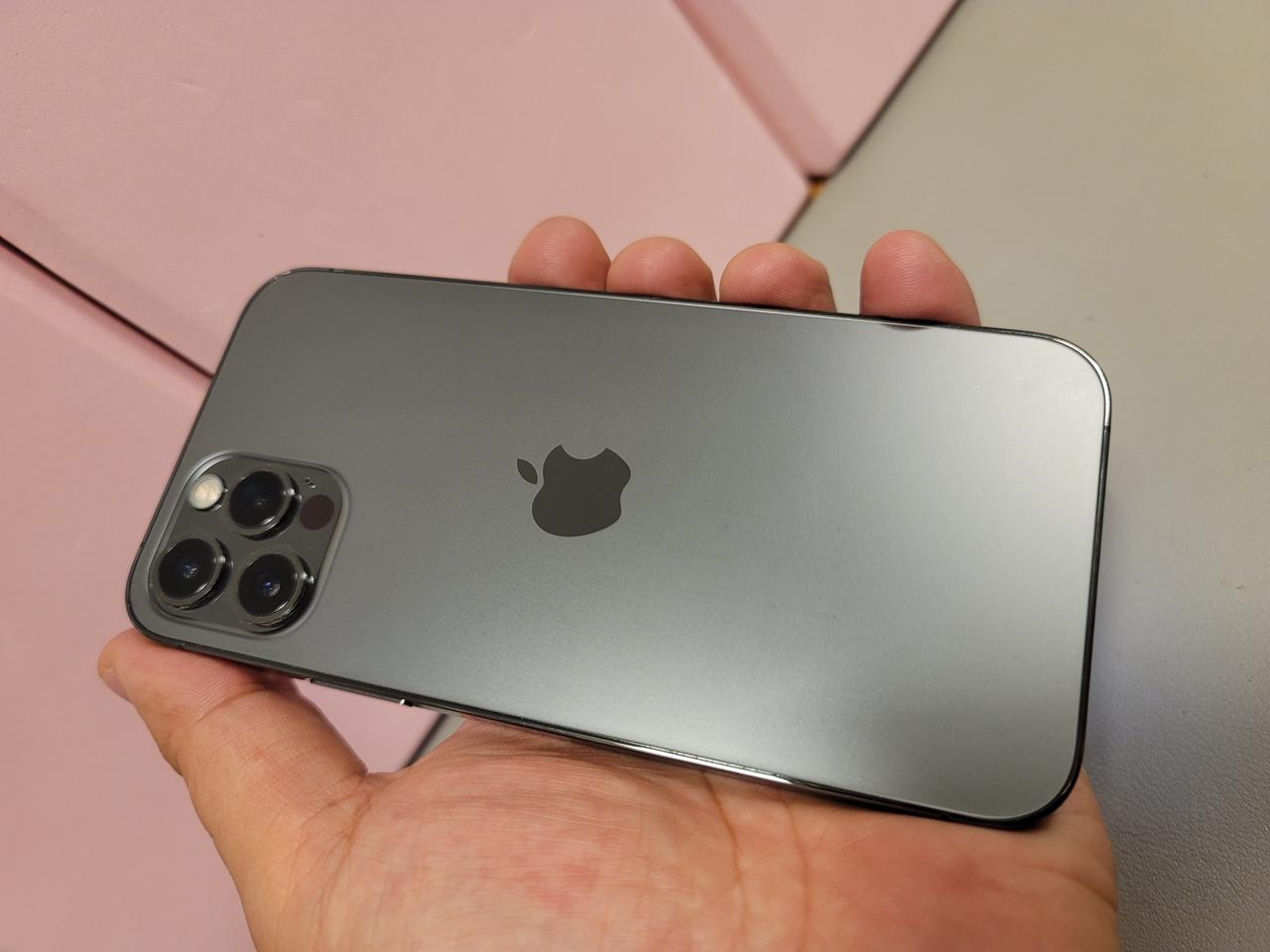 아이폰12프로 128G A급. 공기계.87프로