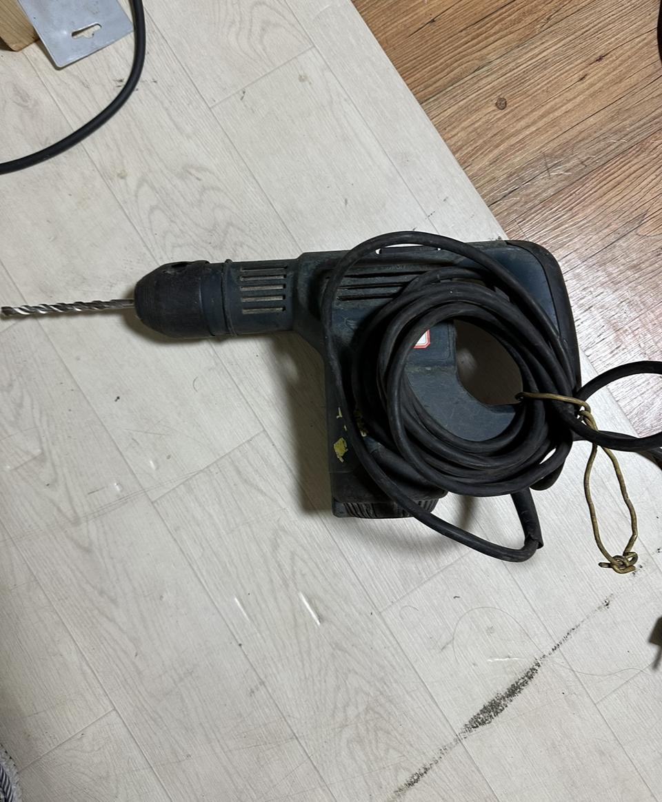 보쉬 3-28 로터리 함마드릴