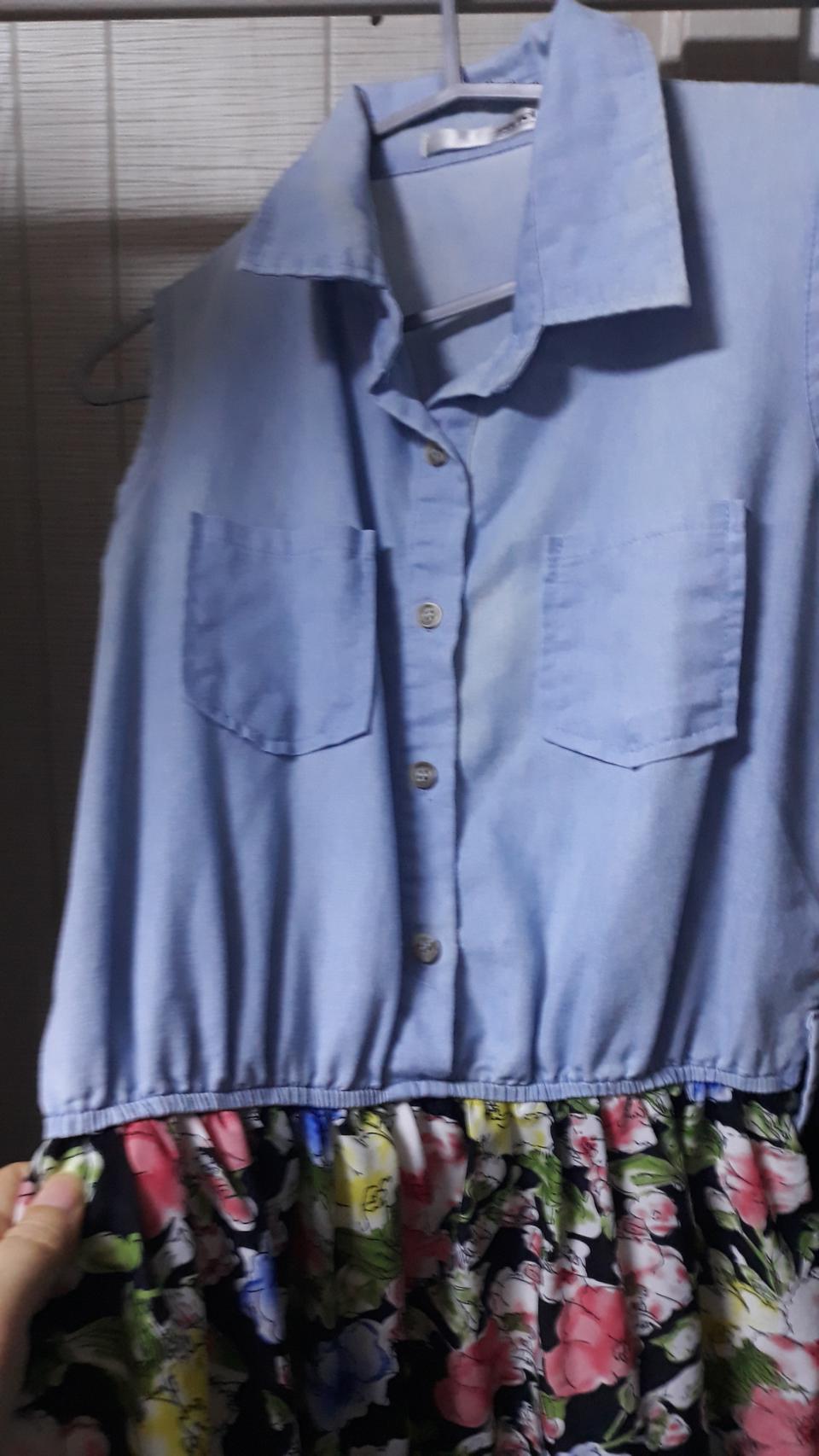 청느낌재질 가볍고시원한 민소매원피스.