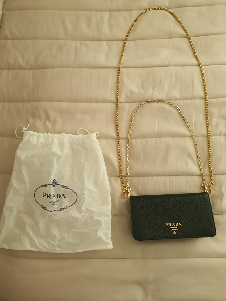프라다 체인 월렛 정품