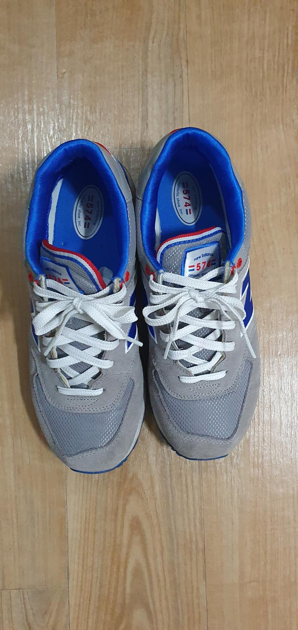 뉴발란스 운동화