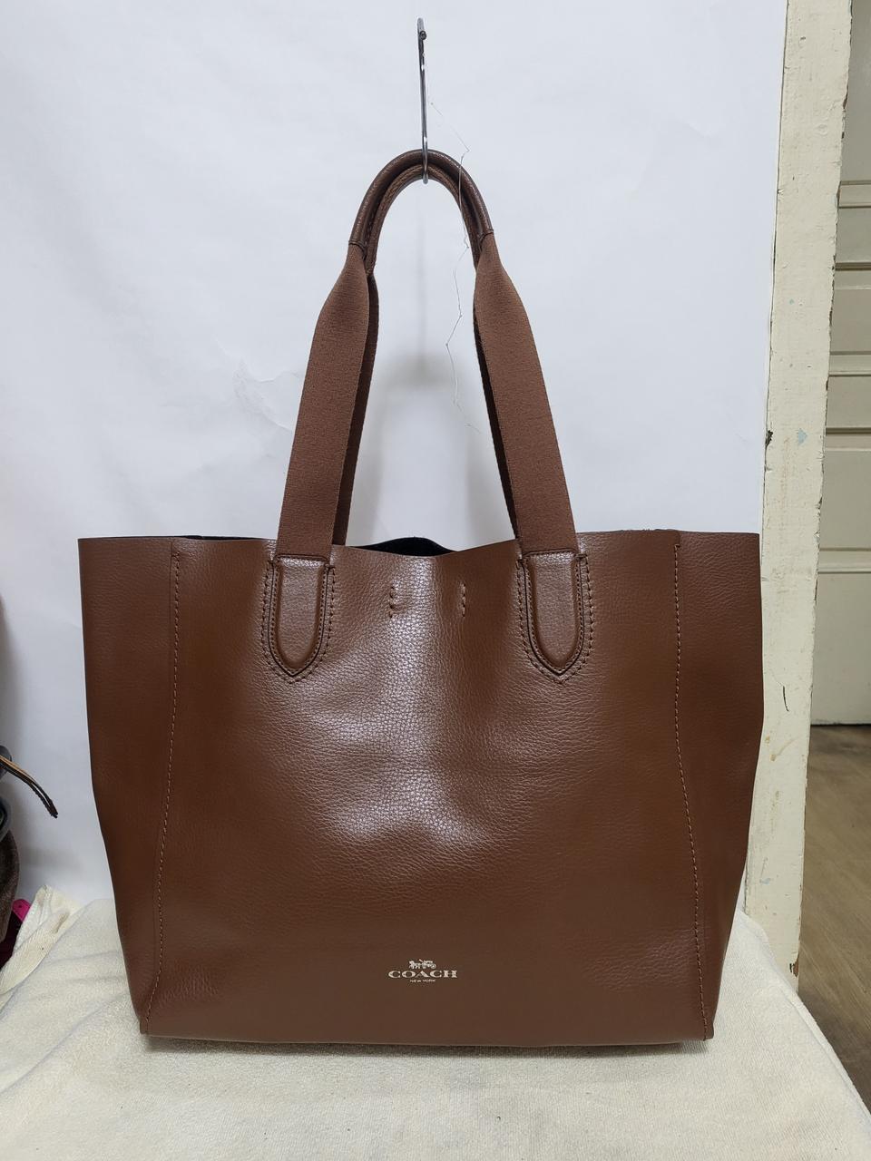 코치레더빅숄더백