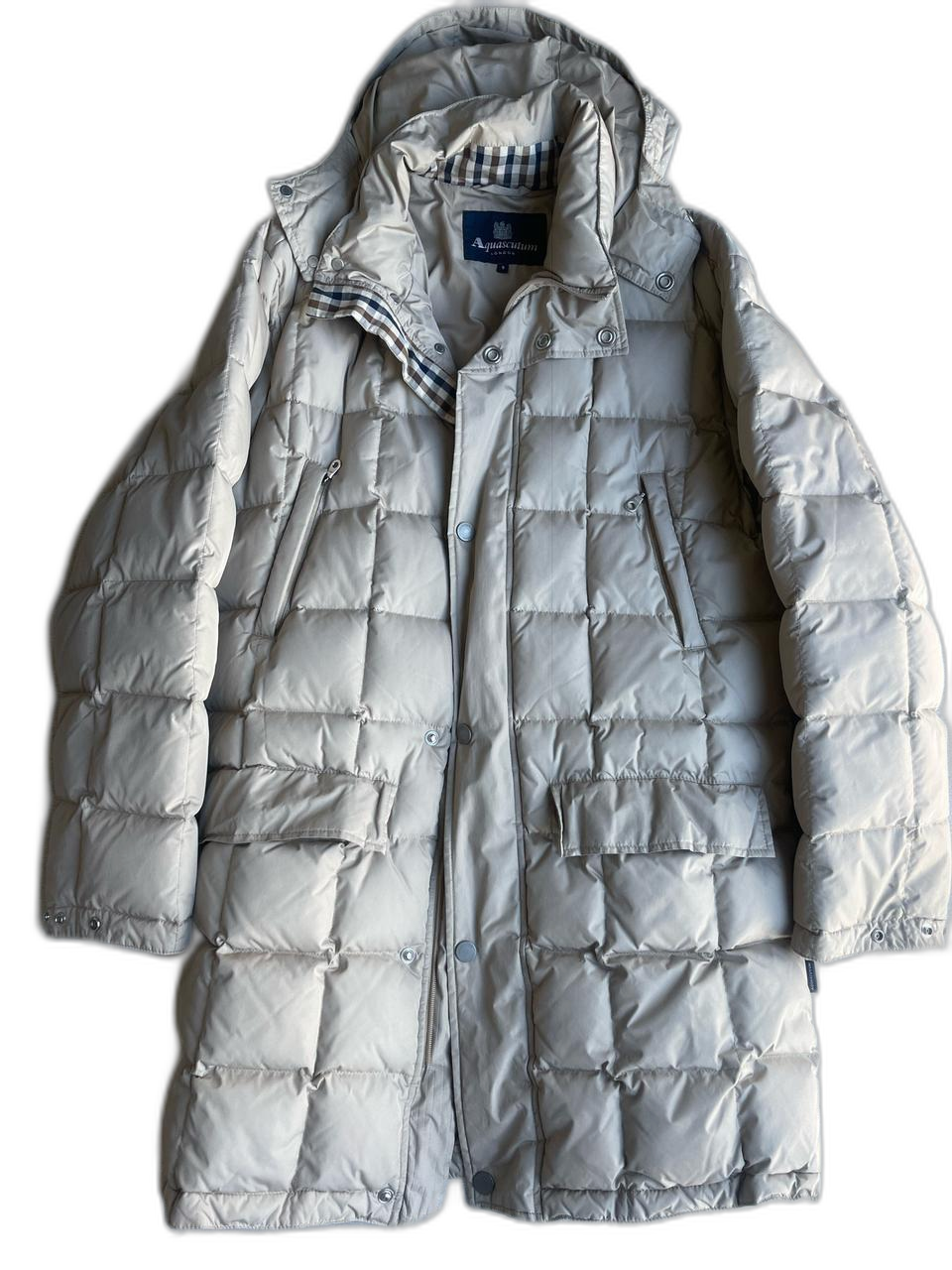 아쿠아스큐텀 패딩