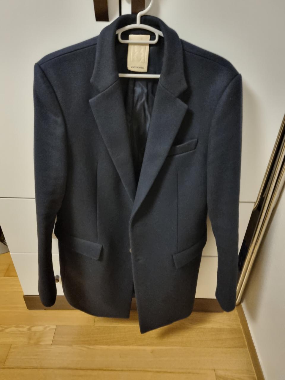 우영미 남색코트 판매합니다