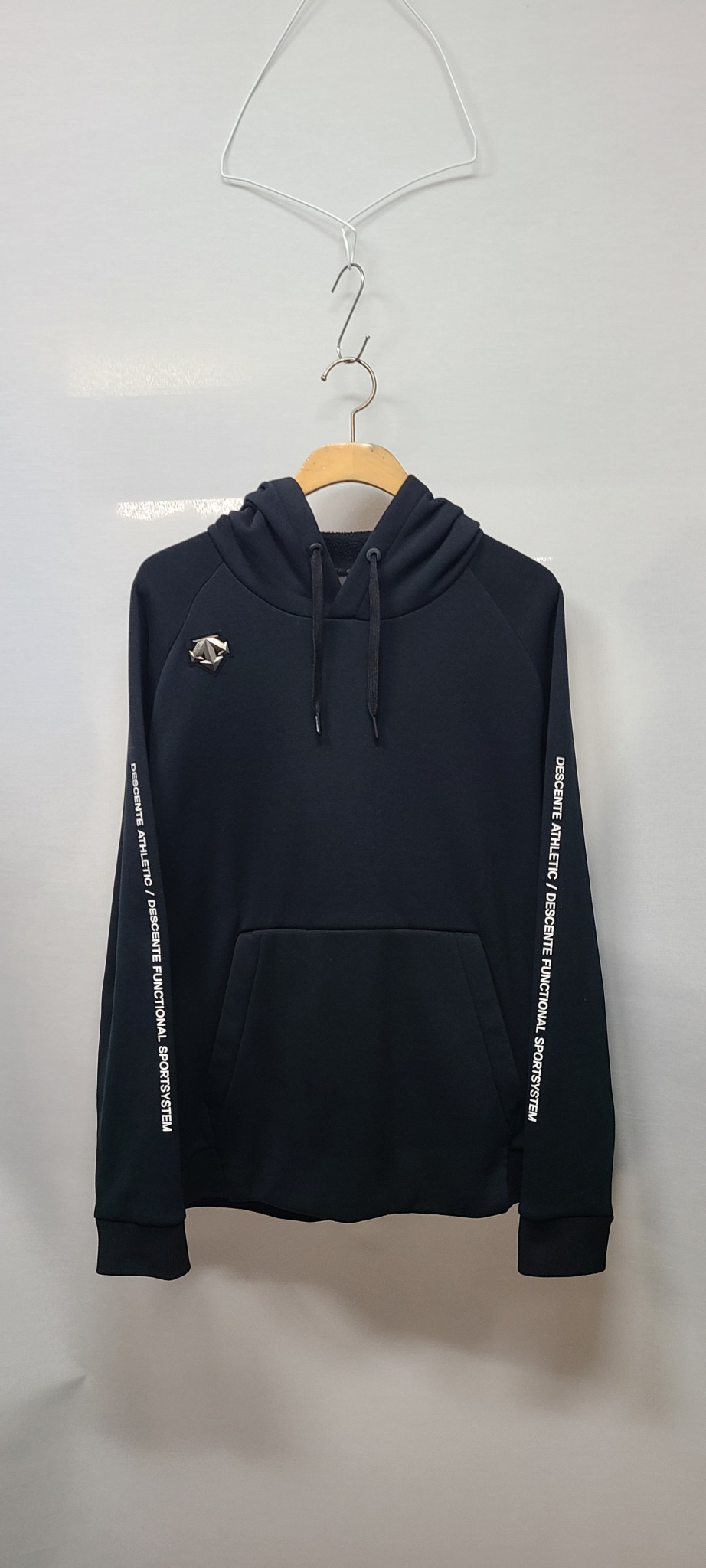 데상트 기모후드티 105