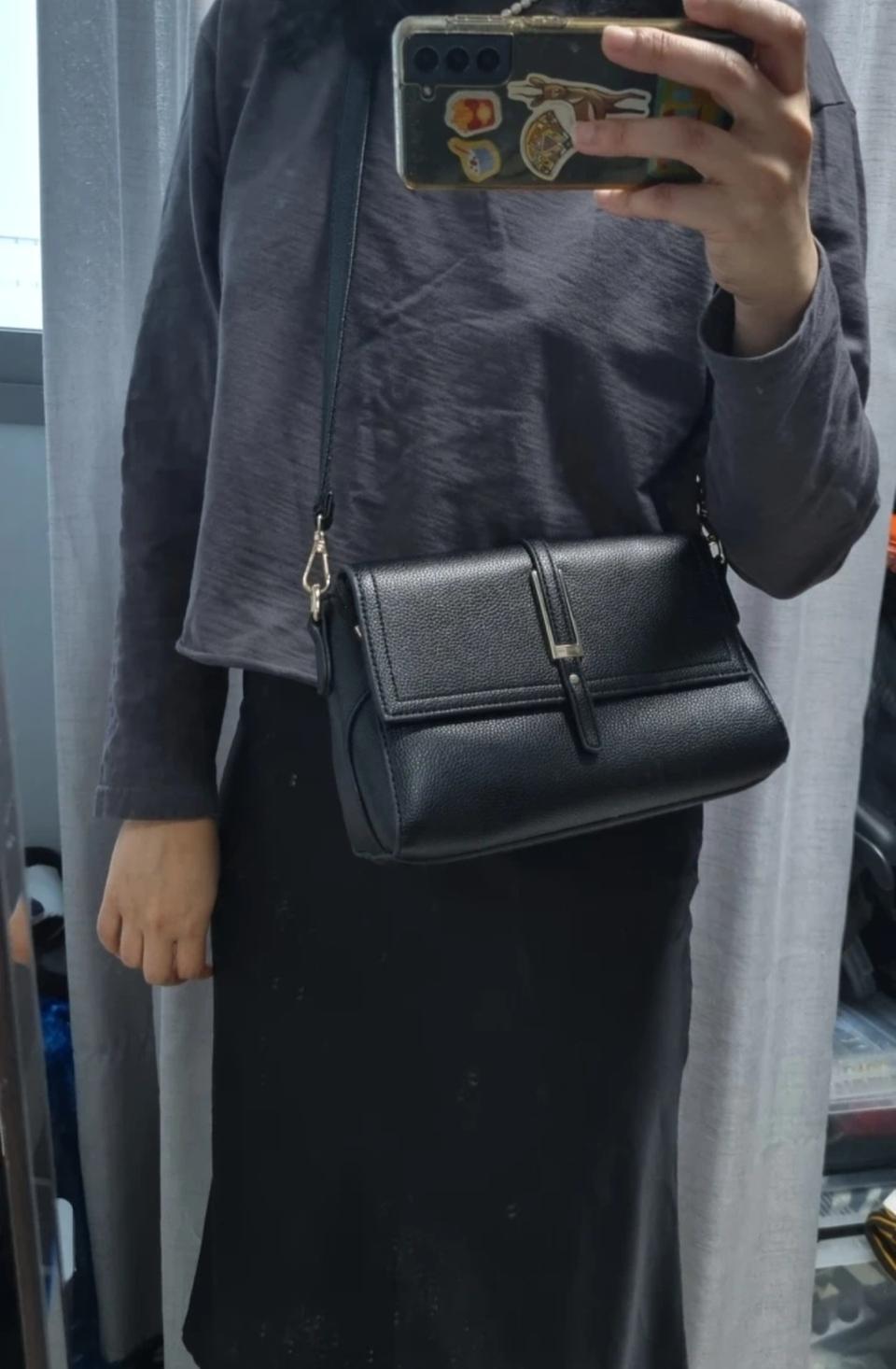 새상품 정품 몽크로스 리얼 가죽 숄더백