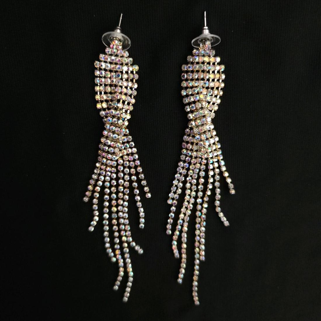 화려한 오팔 큐빅 롱 귀걸이