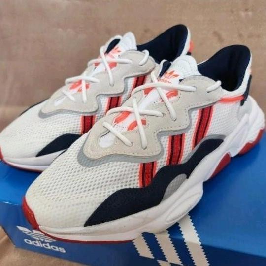아디다스 운동화 오즈위고 화이트스칼렛 255
