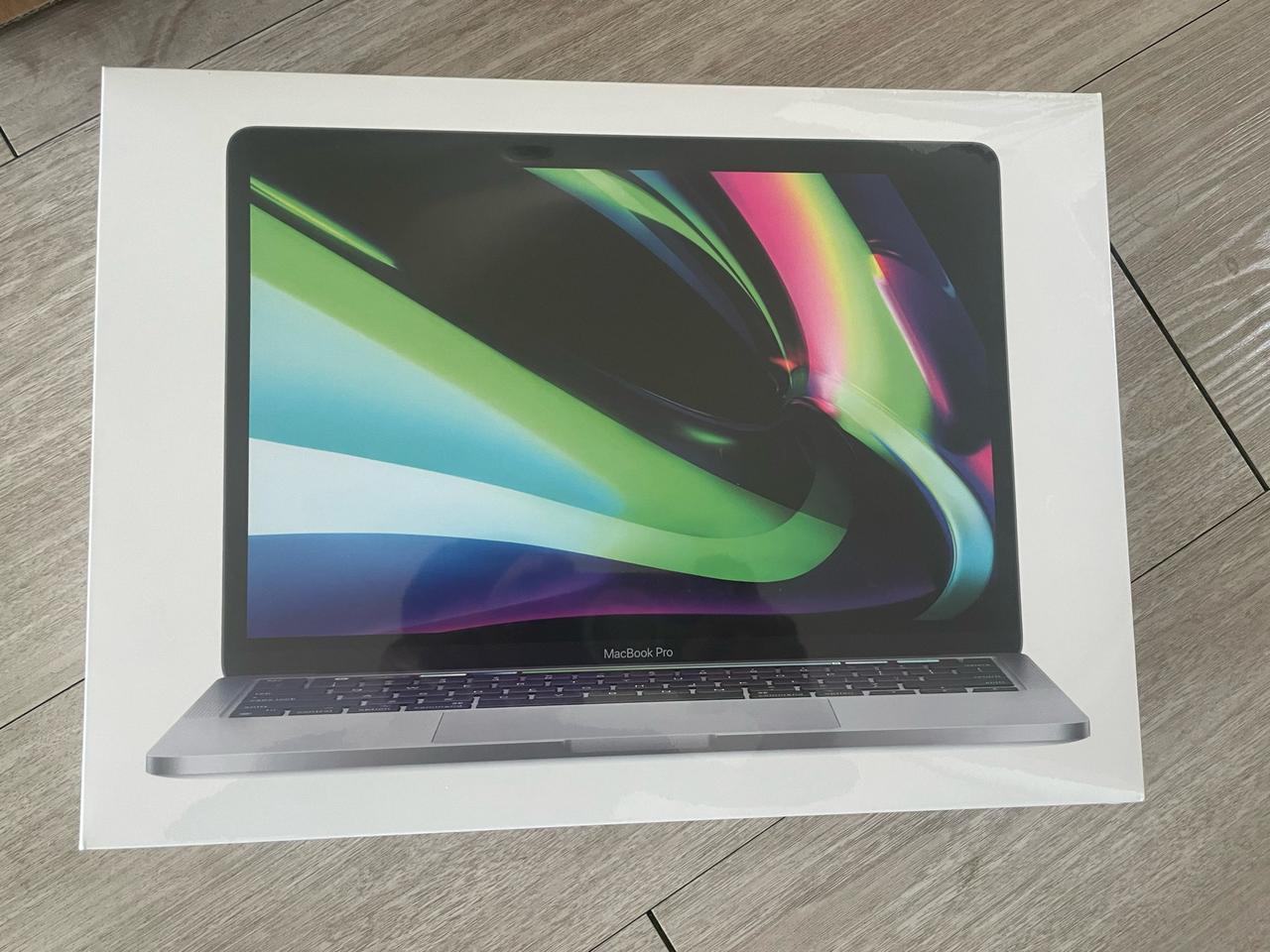 맥북 프로 13(2022년) 미개봉 새제품