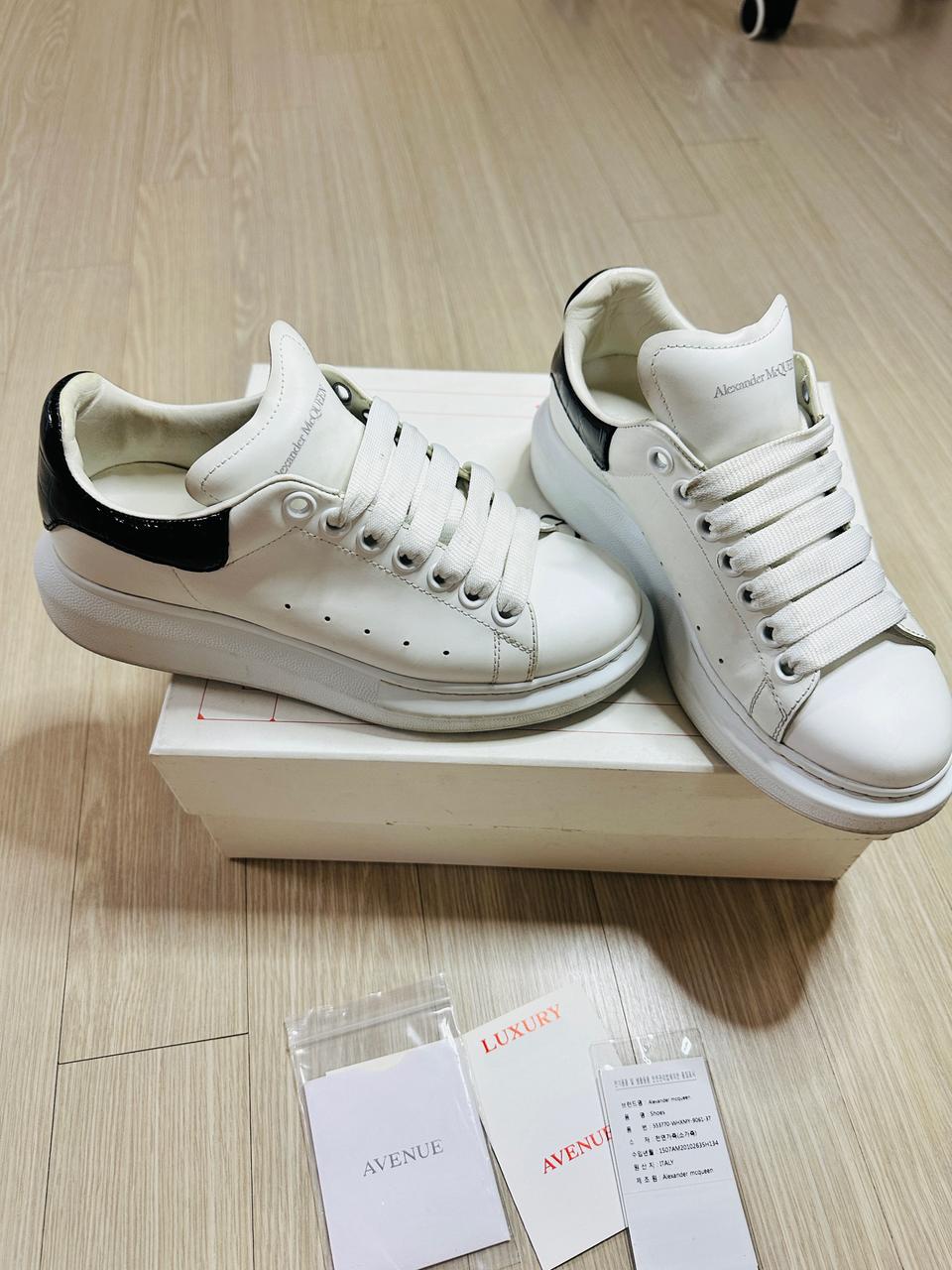 100%정품 알렉산더맥퀸 오버솔 로우탑 스니커즈 오늘만이가격