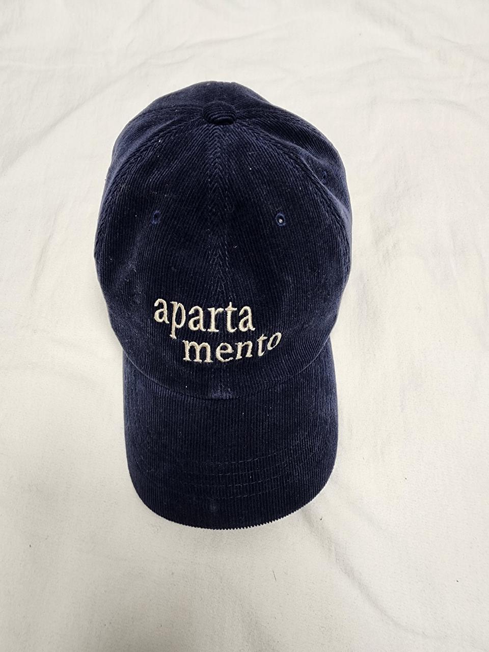 헬베티카 골덴모자