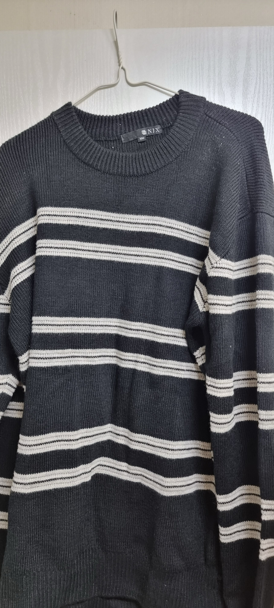 Nii 남성 스웨터 팝니다