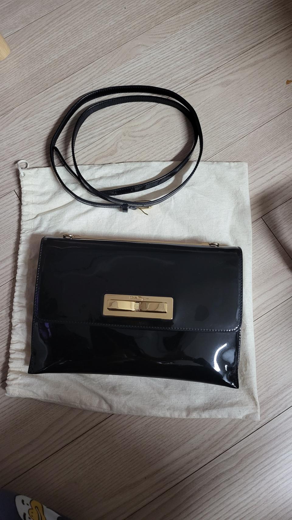 새상품같은상태. 정품 페라가모 핸드백