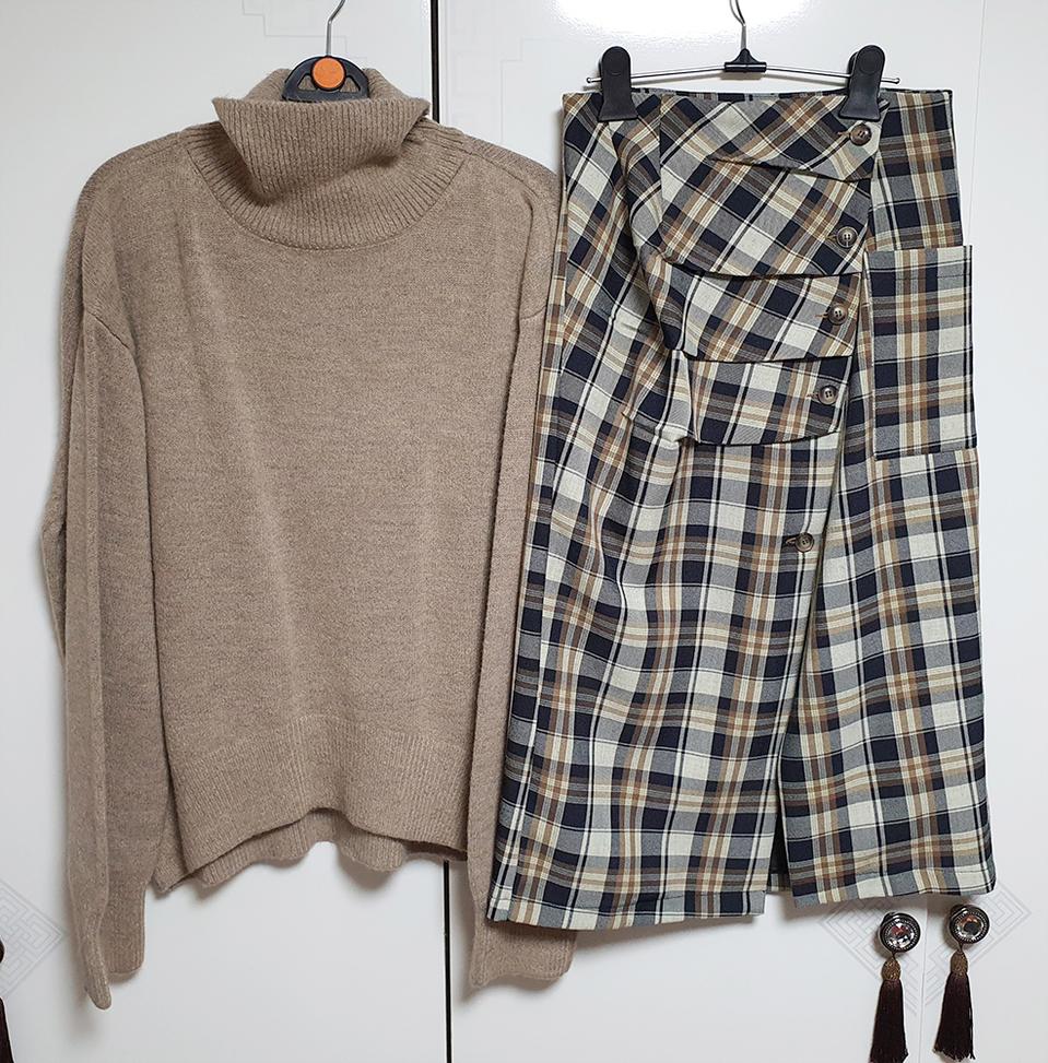 (연말까지만) 모카무스 루즈핏 목폴라 울 니트