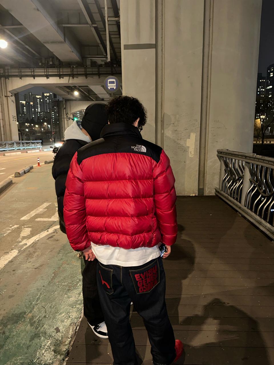 노스페이스 눕시 700 레드