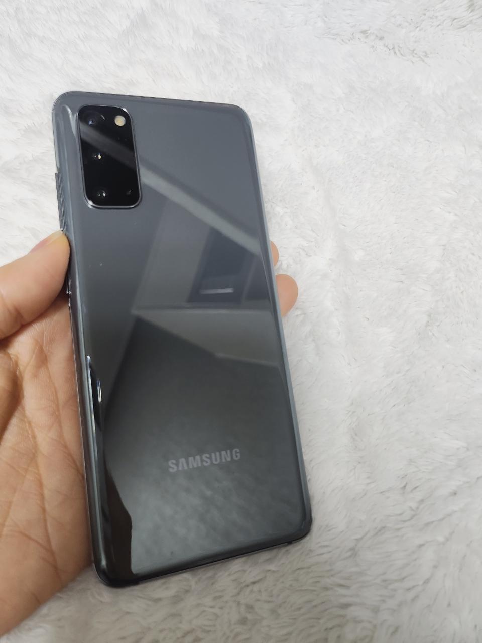 갤럭시 S20 그레이  무잔상~~~