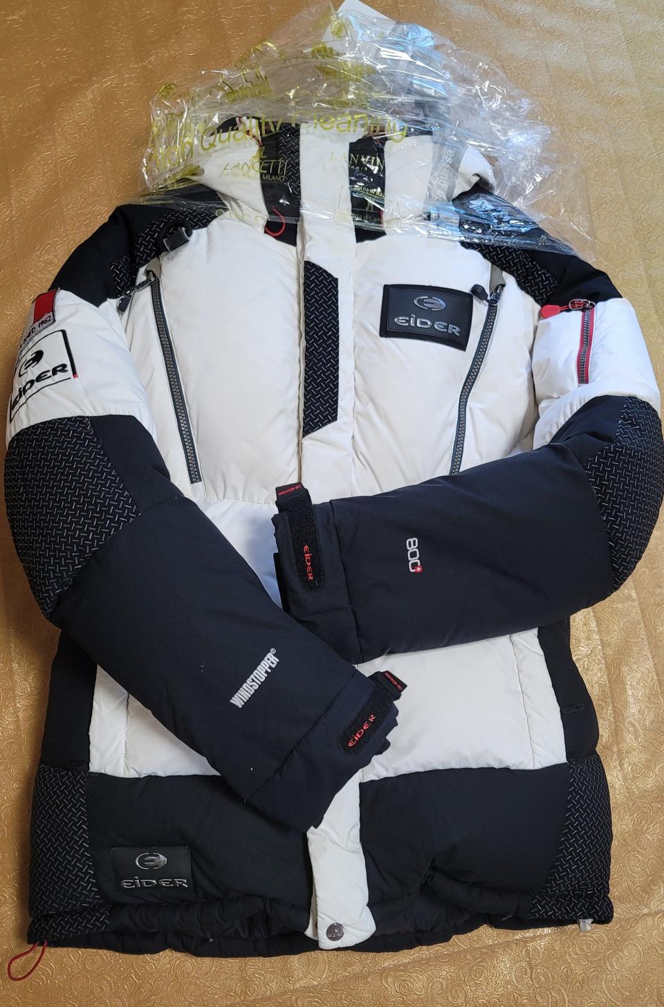 아이더 캄피로 화이트 색상