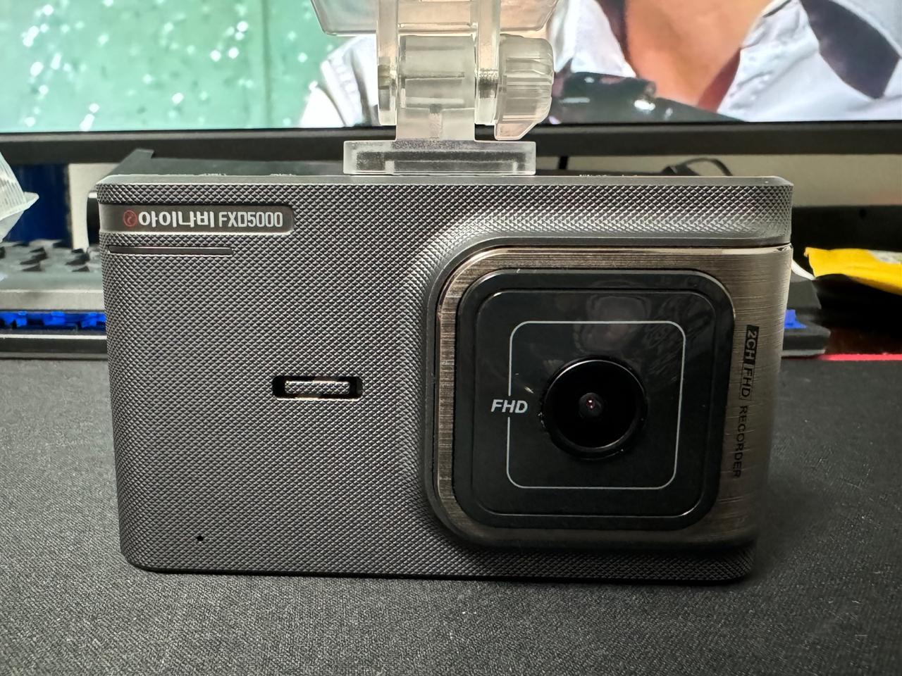 블랙박스 2채널 아이나비 FXD5000 FHD 64GB 팝니다. 2112