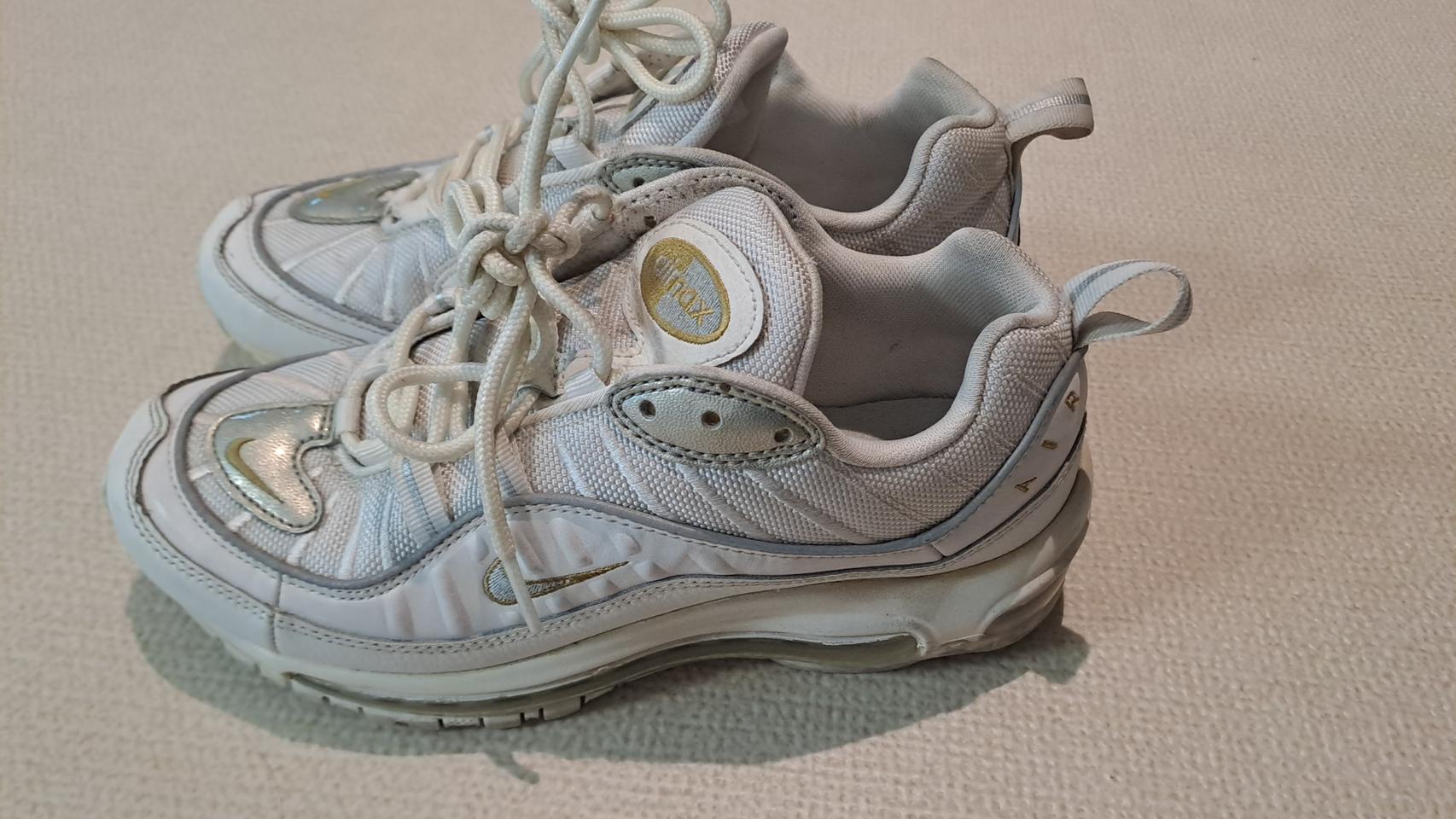 235 나이키 에어맥스98