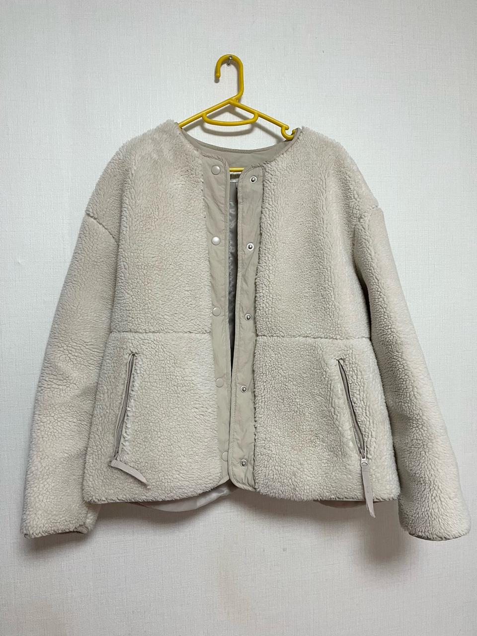 지오다노 후리스 베이지