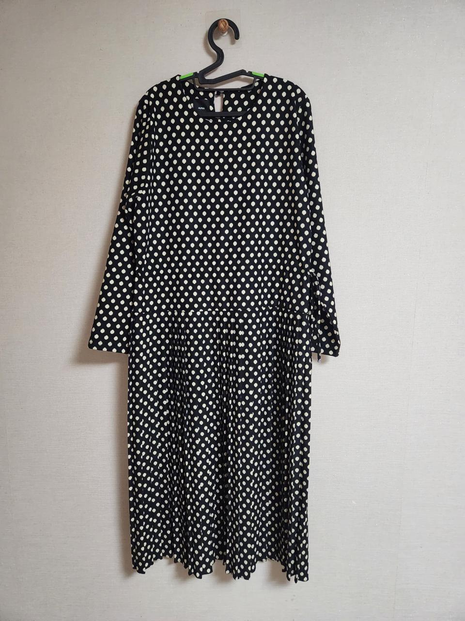 살짝 도톰 도트 주름 롱원피스 (~88)