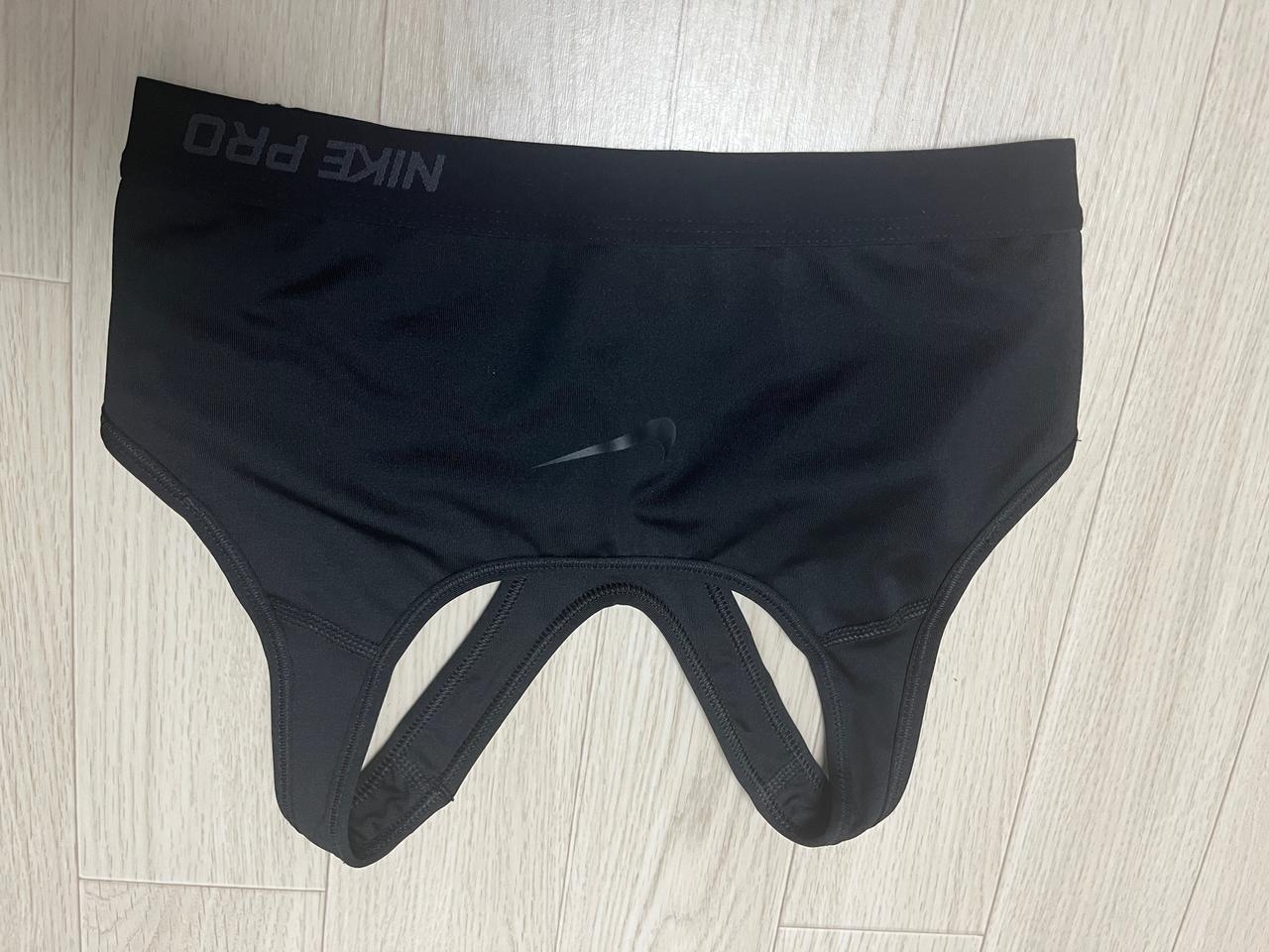 나이키 스포츠브라