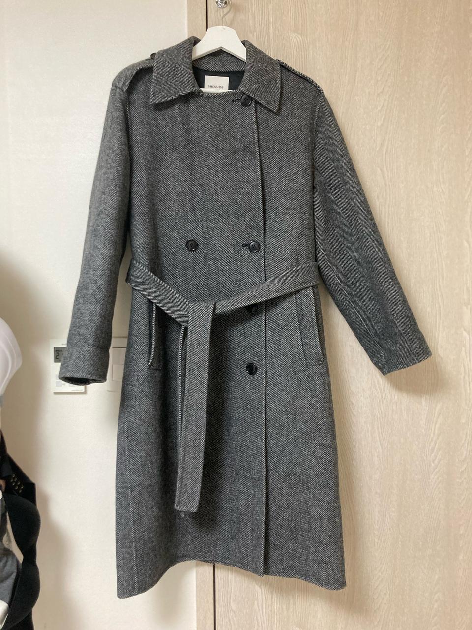 쉬즈미스 헤링본 울블렌드 코트