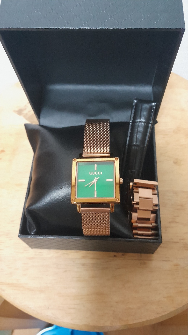 여성손목시계팔아요