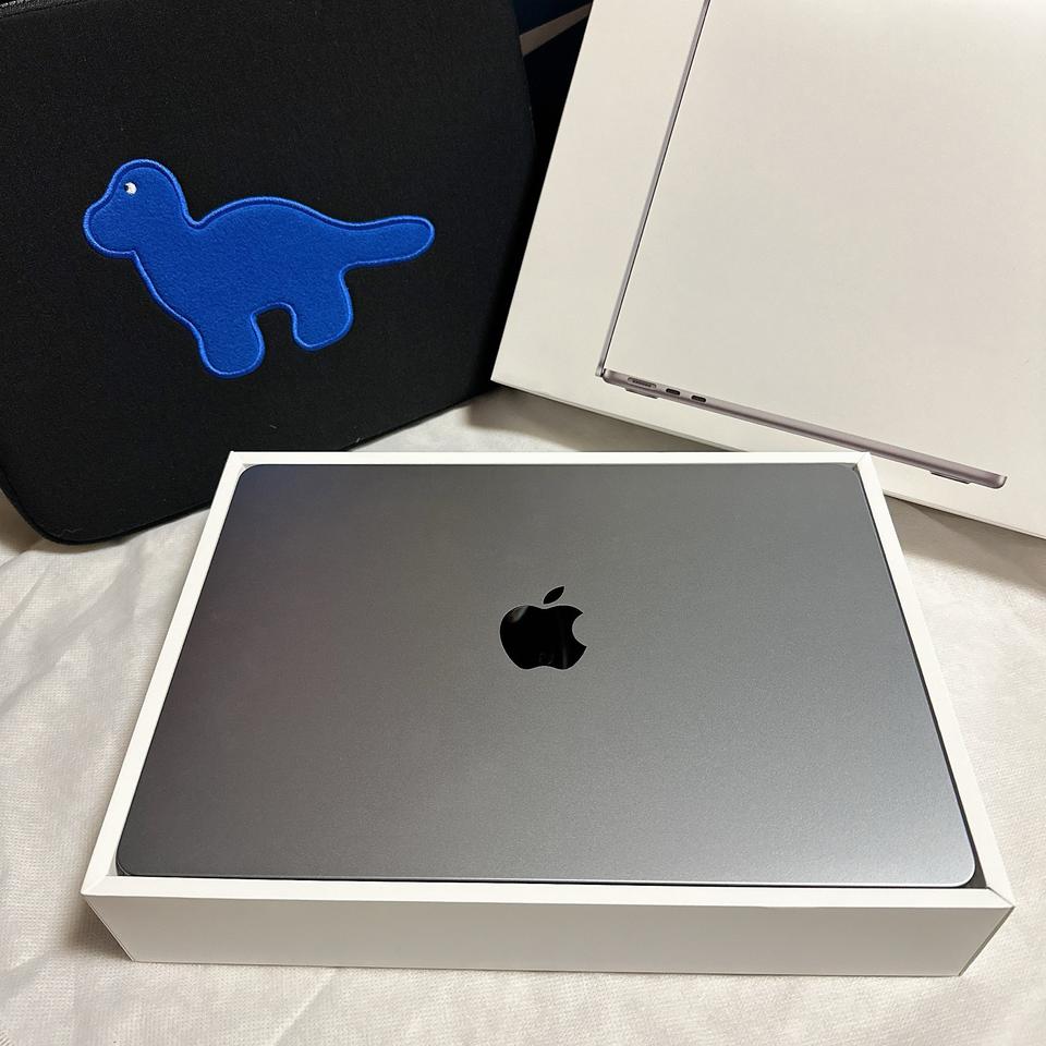 애플 맥북에어 M2 스페이스 그레이 8코어 512MB + 마우스