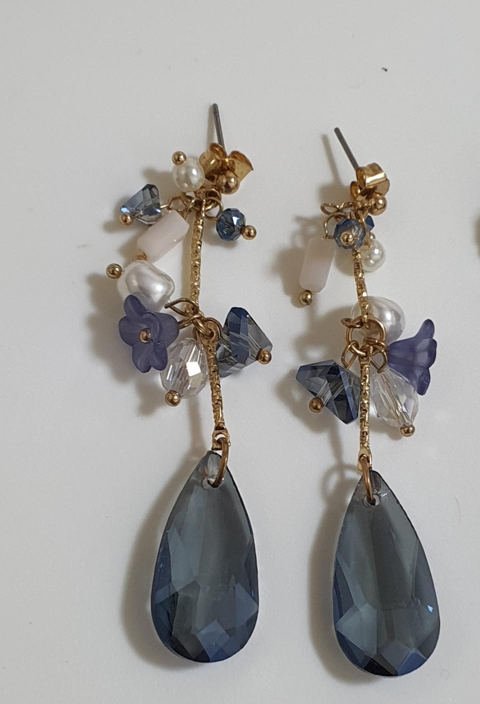 비즈 귀걸이 (핸드메이드) 무알러지