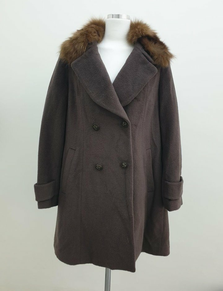 COUPS 폭스털코트 사이즈66