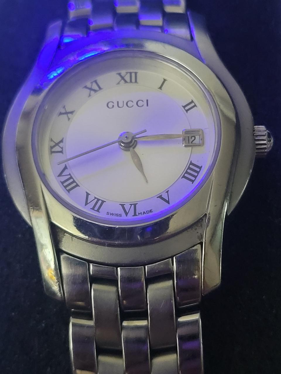 구찌 여성 시계