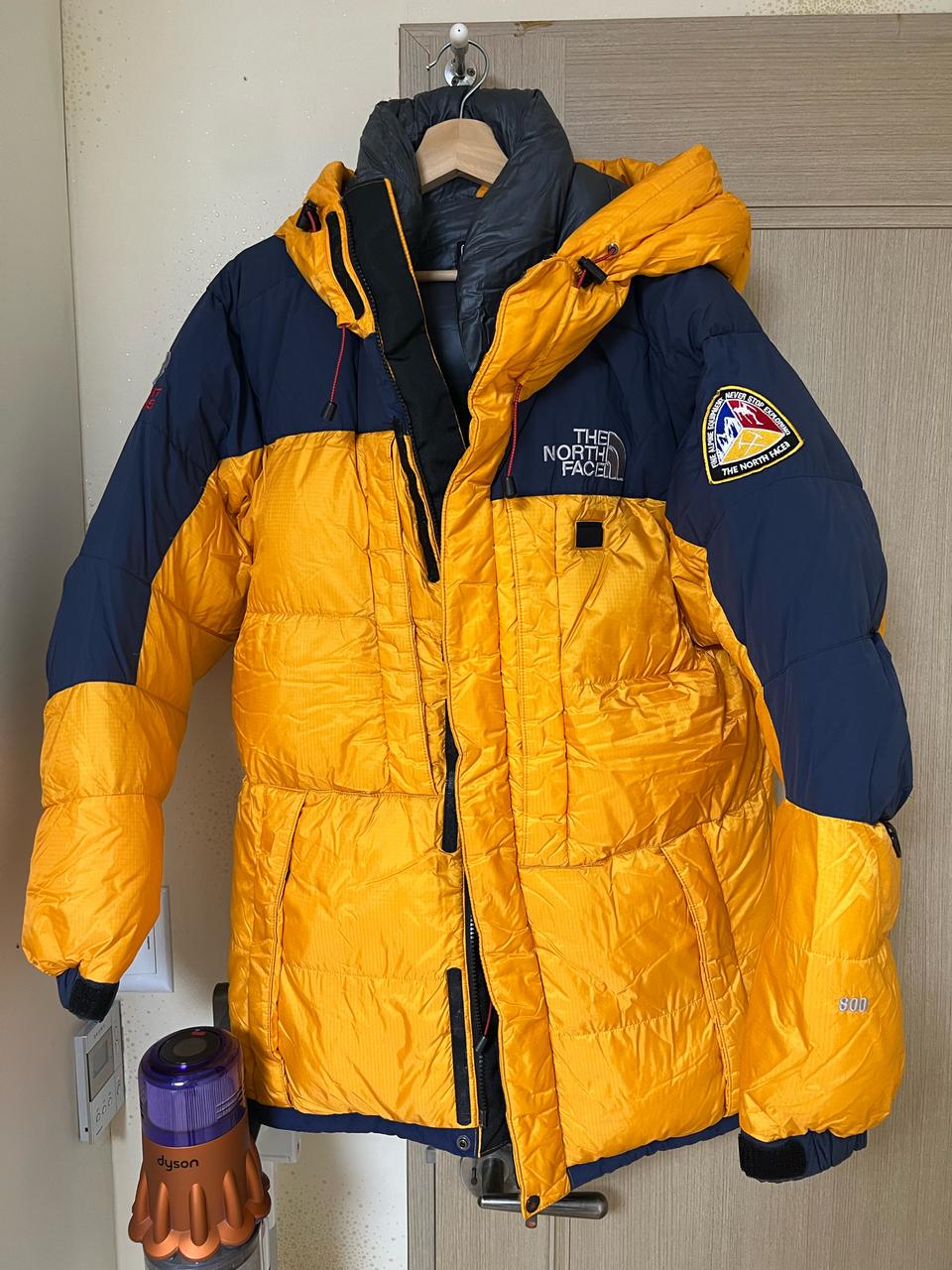 노스페이스 발토르 패딩 필파워 800