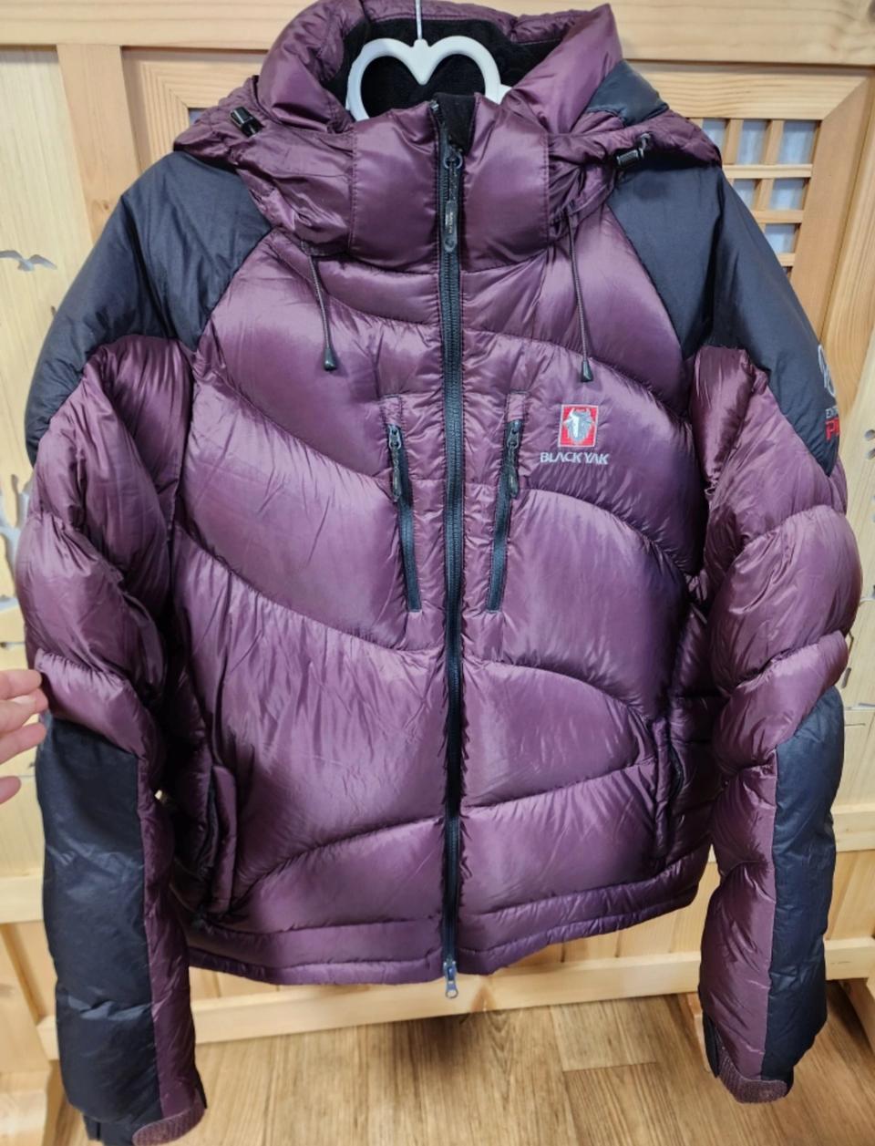 블랙야크 대장급 거위털 겨울한파 패딩 (남자105)