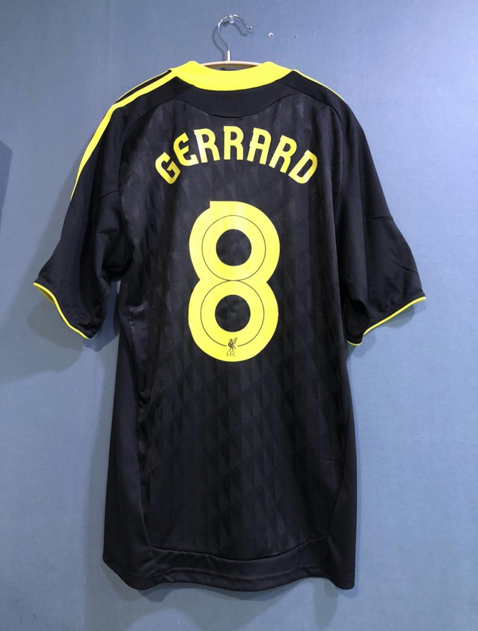리버풀10-11써드 제라드 아디다스정품 종이택이 있는 미실착 새제품