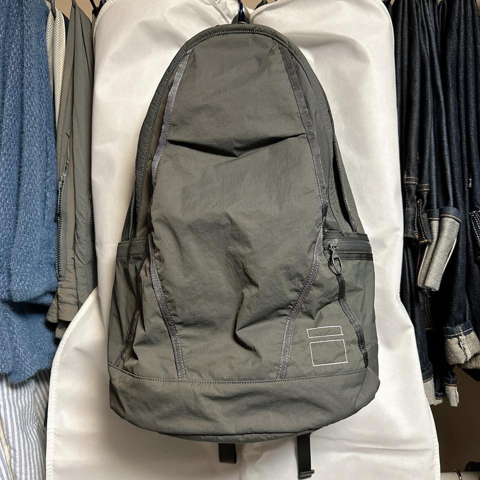 블랭코브 BLANKOF 에펠팩 올리브그레이 판매합니다 !