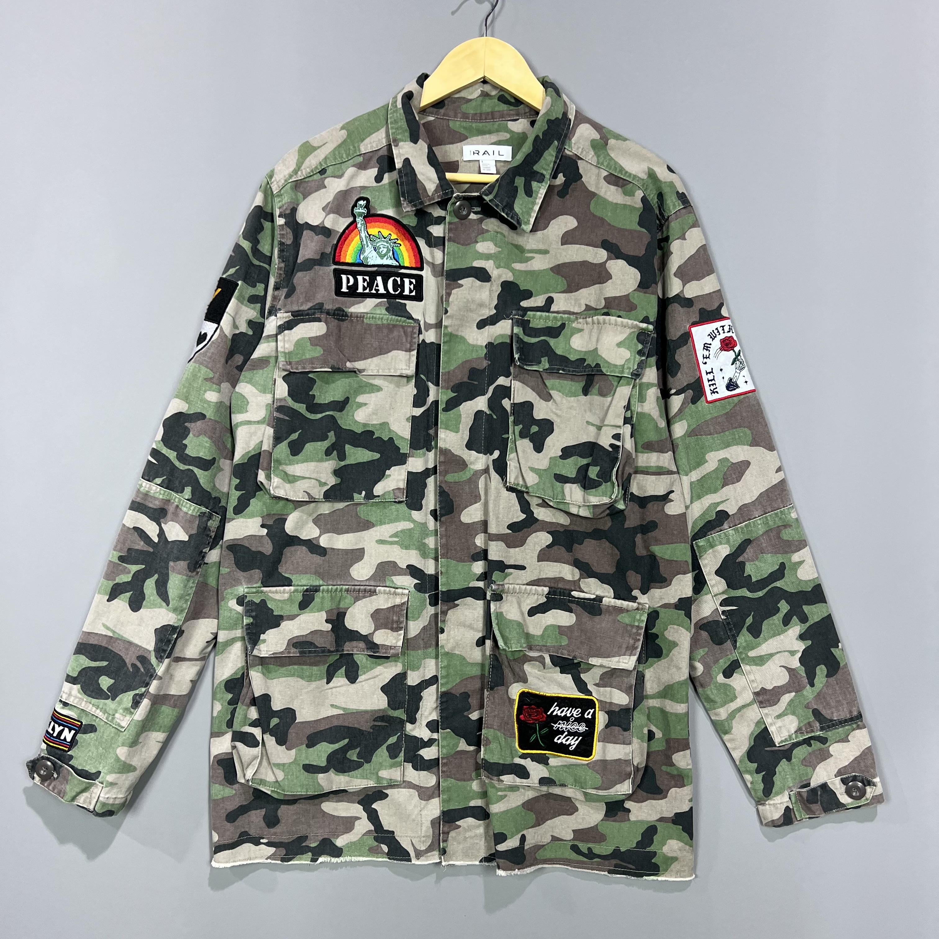 [중고] [L] THE RAIL 카모 야상 자켓 0590