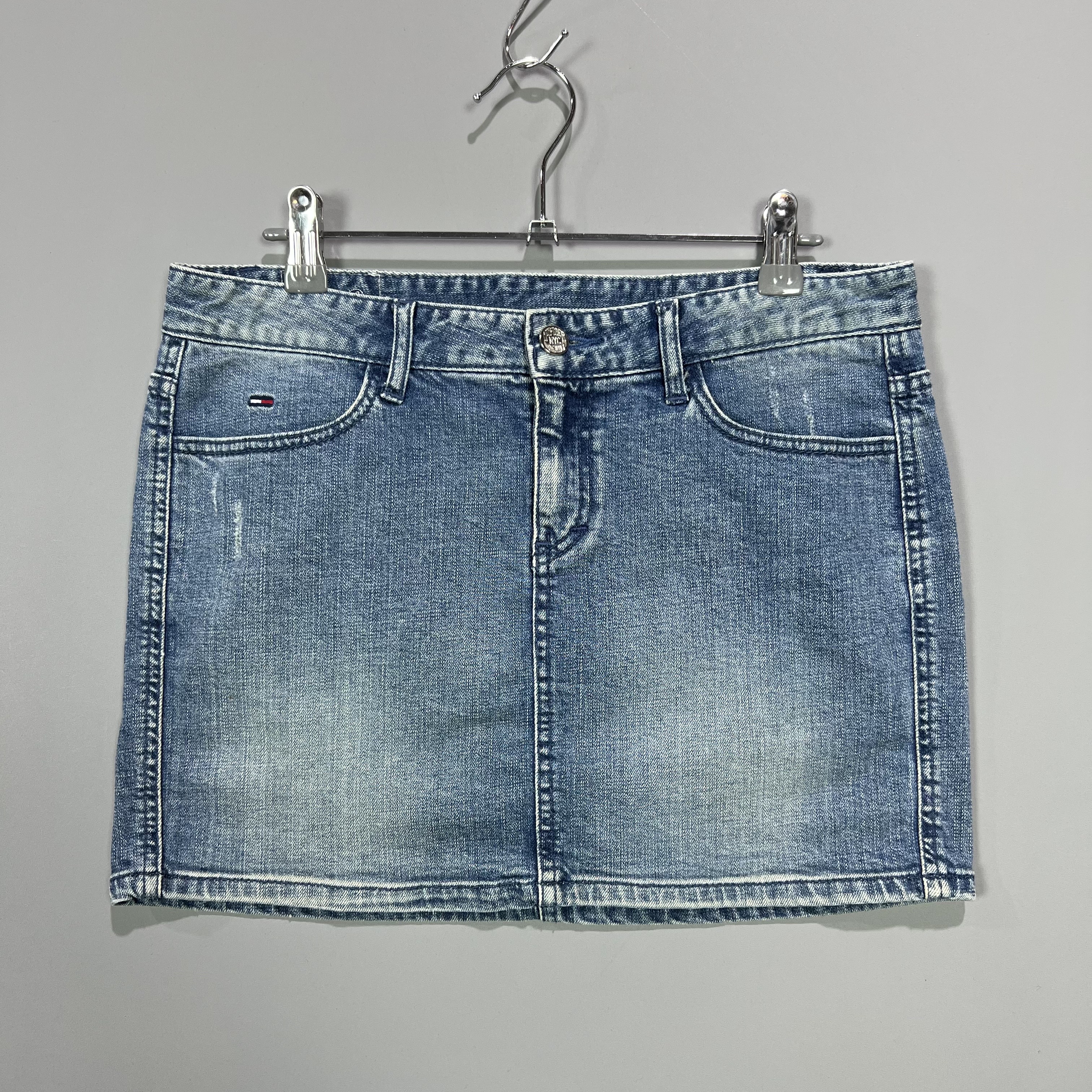 [중고] [우먼스] [28] 타미힐피거 데님 스커트 0329