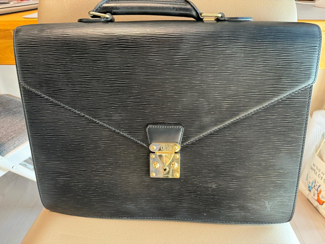 루이비통 에삐 도큐먼트 서류가방