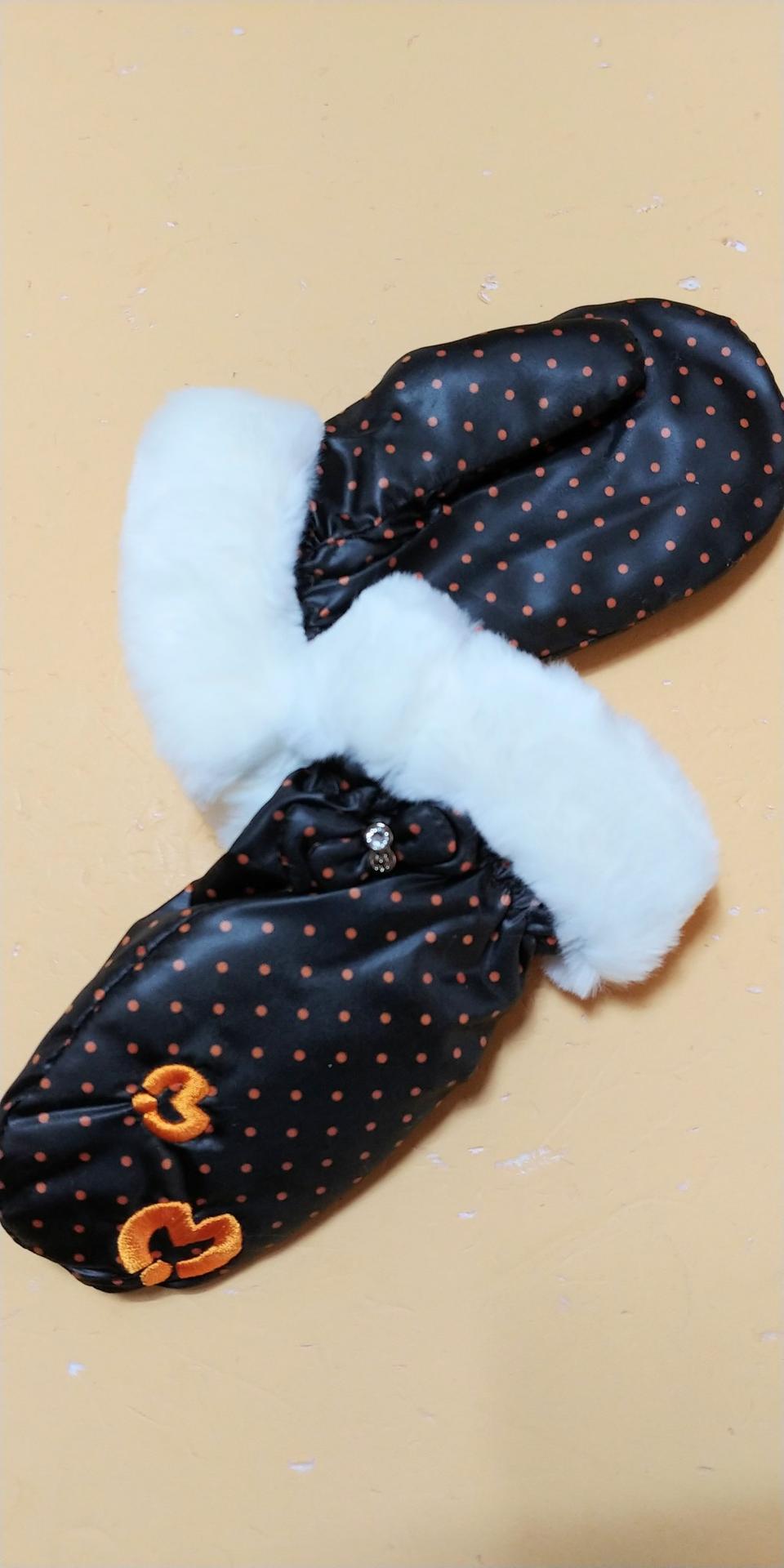 밀라숀 벙어리장갑 오렌지도트 새상품