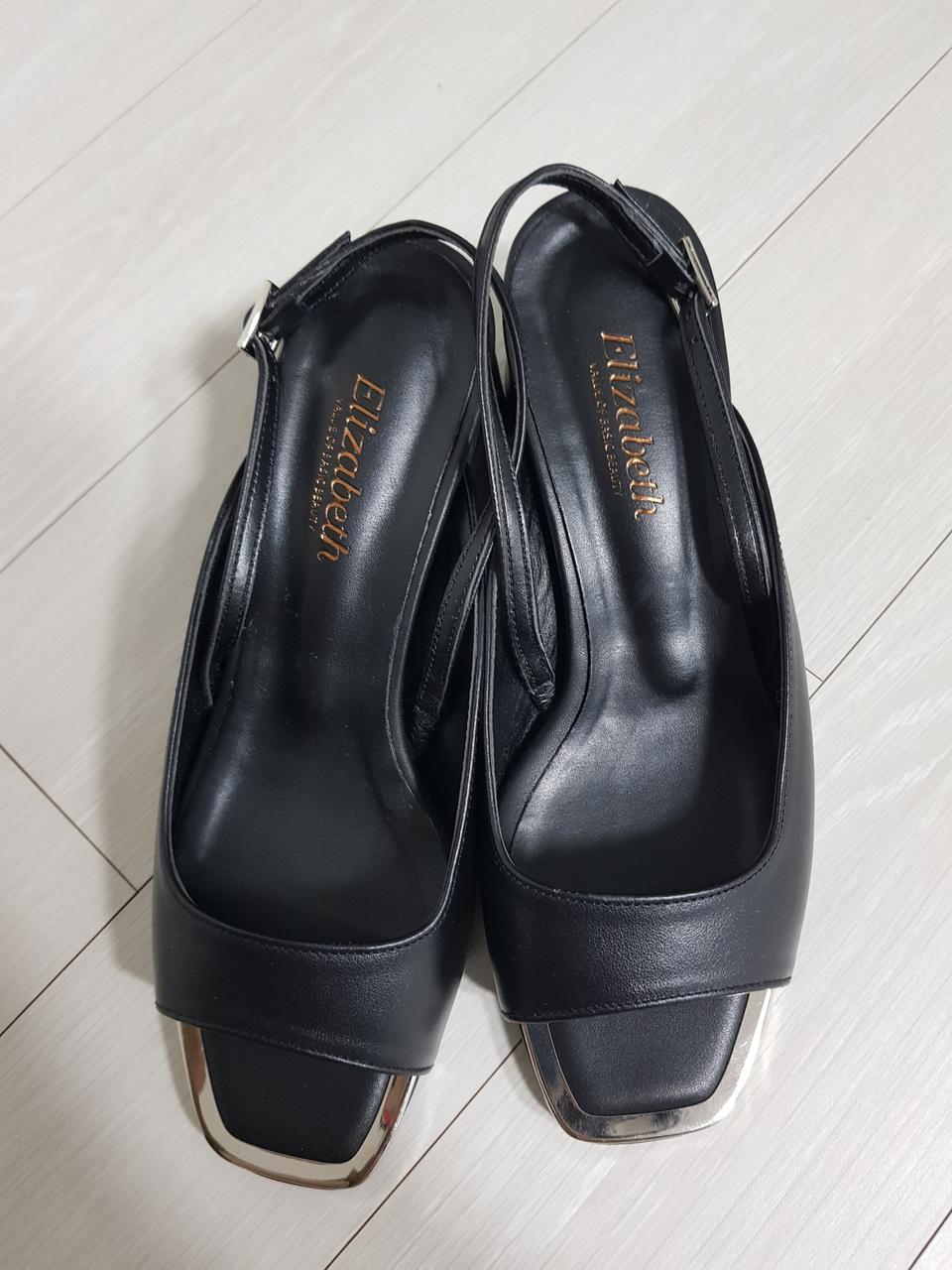 엘리자벳 가죽 샌들 구두