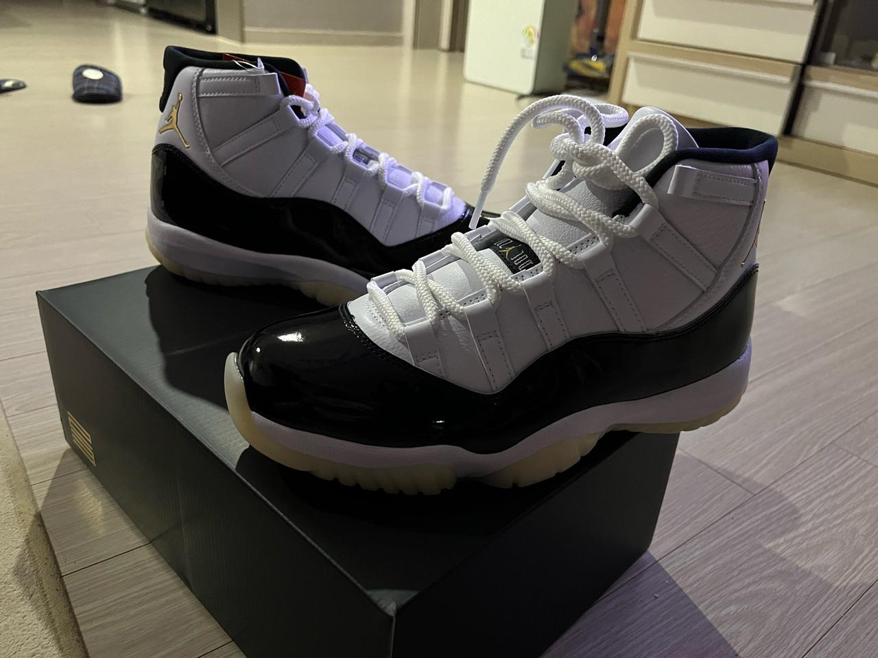 에어 조던 11 레트로 그래티튜드