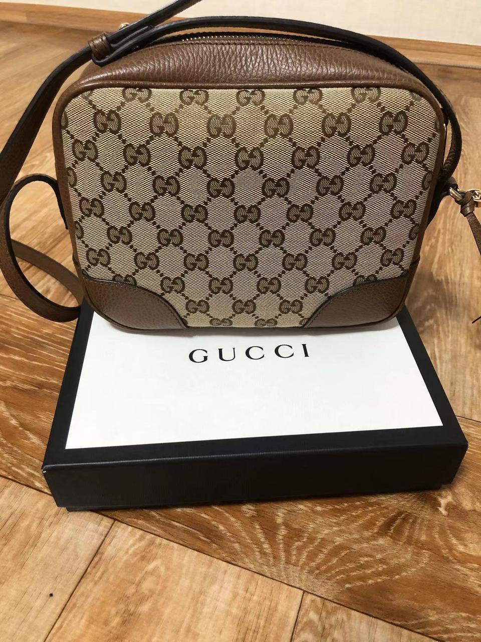 구찌 수프림 GG 캔버스 디스코백 팝니다.(정품)