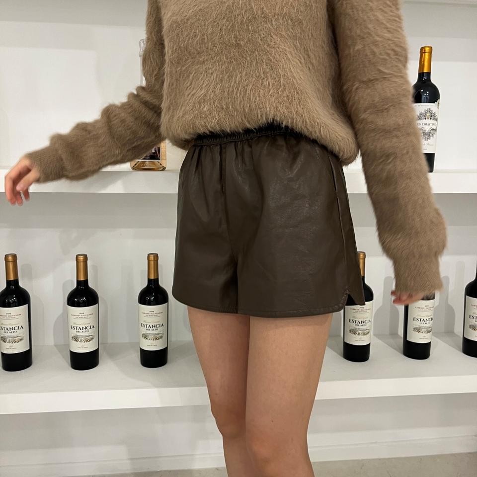 루시 가죽 숏팬츠